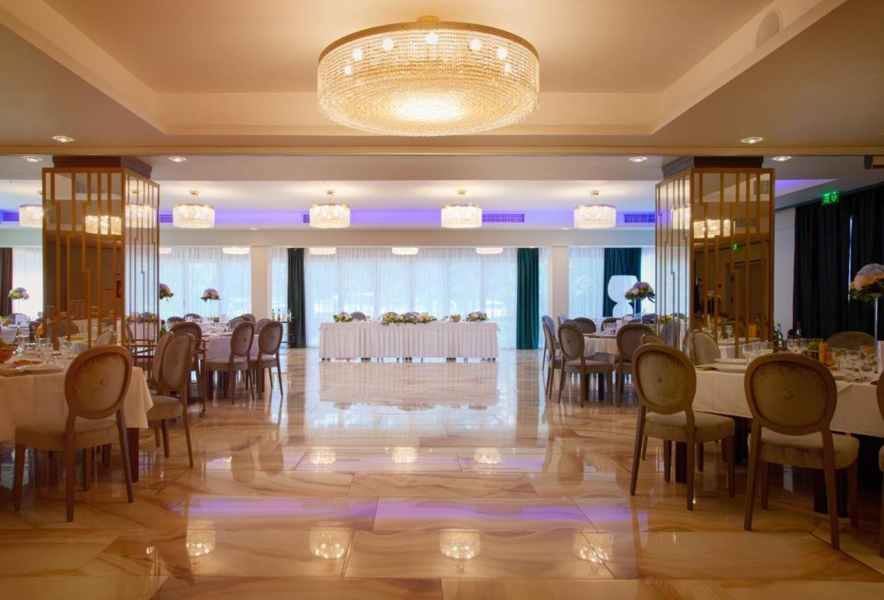 Hotel Univers Κλουζ-Ναπόκα Εξωτερικό φωτογραφία